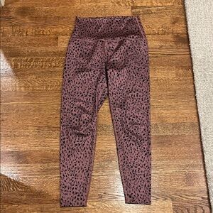 Beyond Yoga Mauve Leopard Print High-Waist Leggings